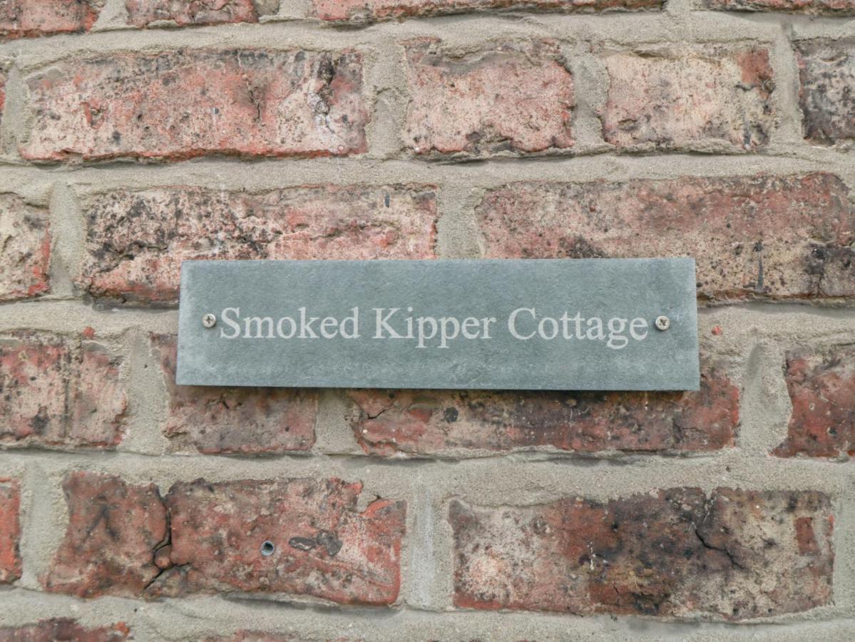 Smoked Kipper Cottage Γουίτμπι Εξωτερικό φωτογραφία